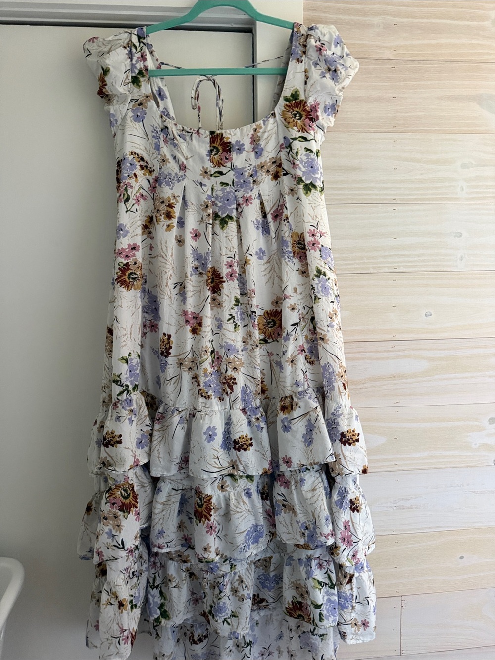 Anthropologie floral Tiered Puff-Sleeve Midi Dress - Picture 4 of 5